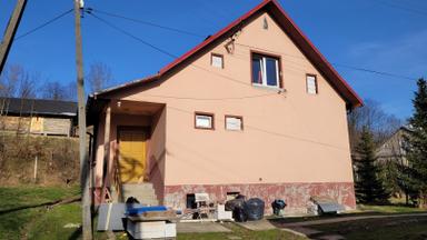 Remontowany dom w Turzańsku
