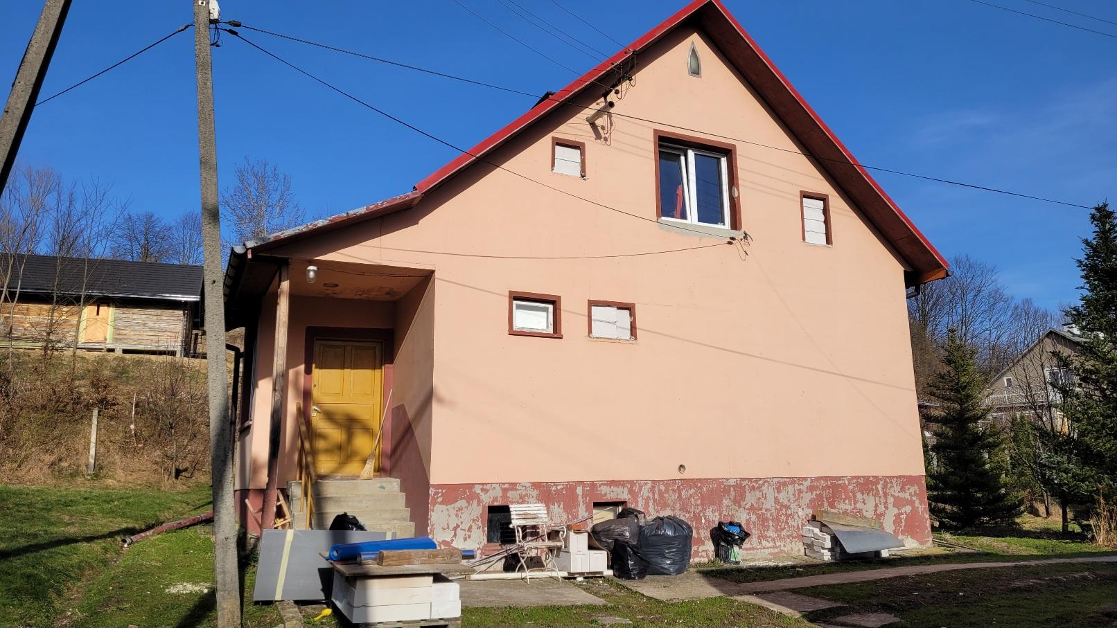 Remontowany dom w Turzańsku