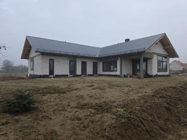 Nowo wybudowany dom w Różynach