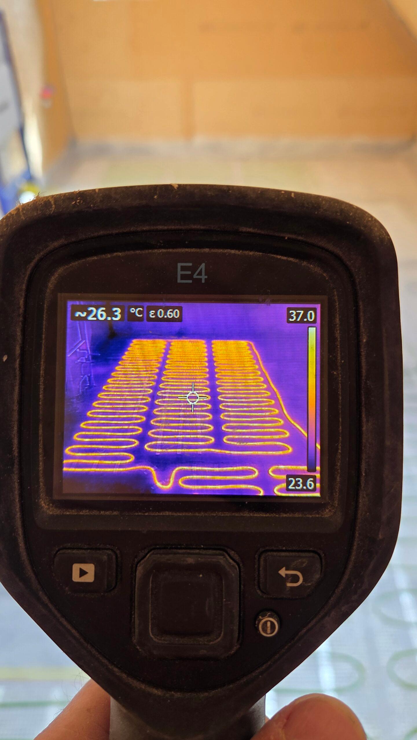 Dwa domy z Bali w Budach Brodzkich