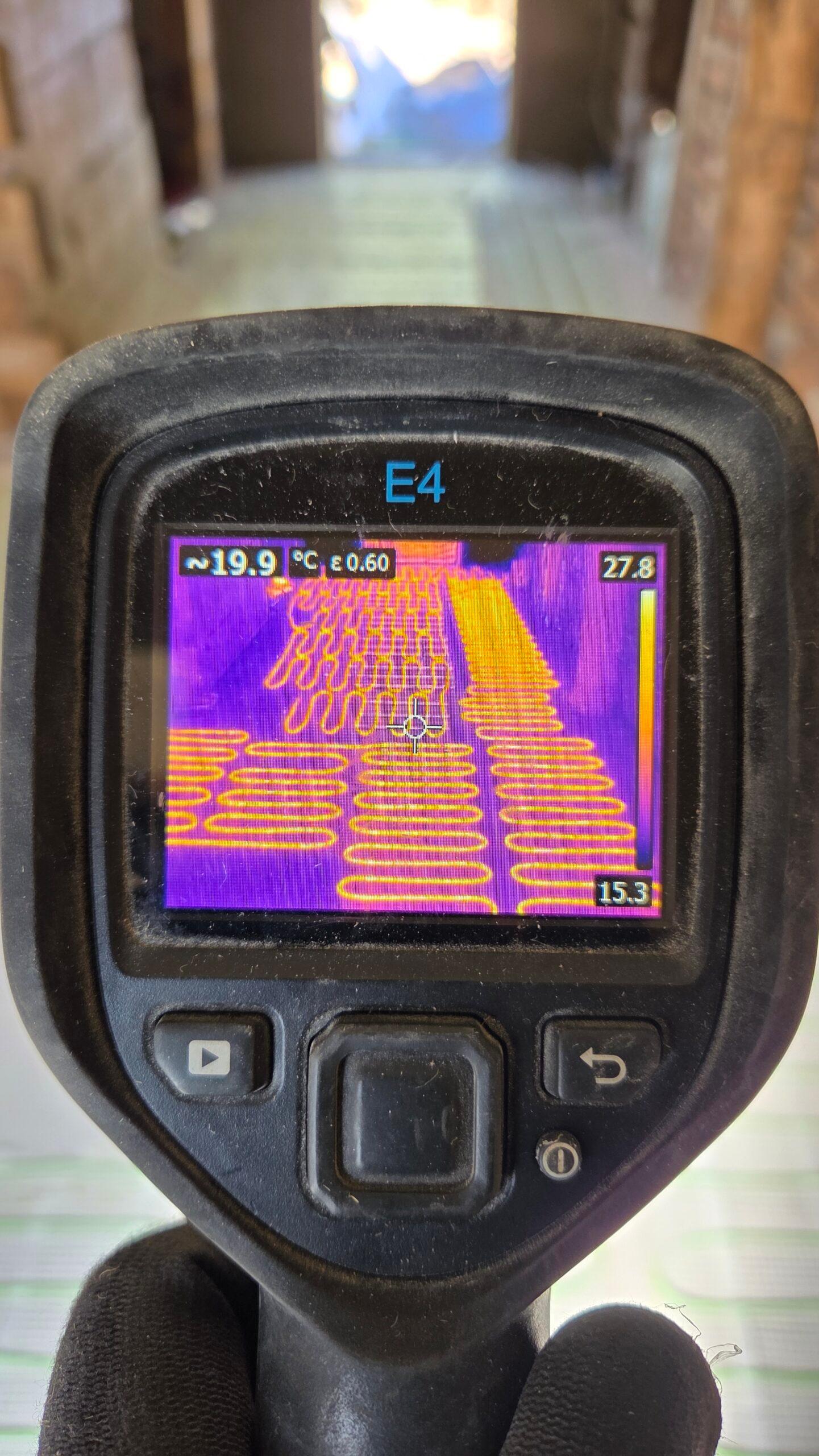 Dwa domy z Bali w Budach Brodzkich