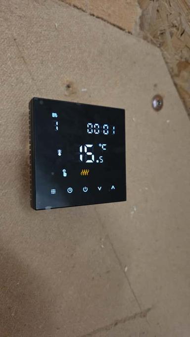 Dwa domy z Bali w Budach Brodzkich