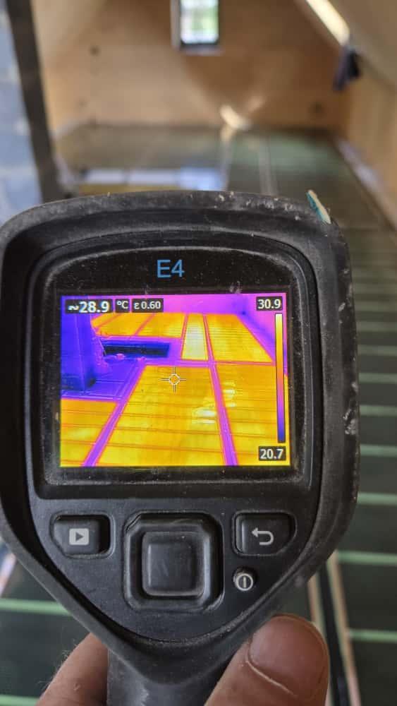 Dwa domy z Bali w Budach Brodzkich