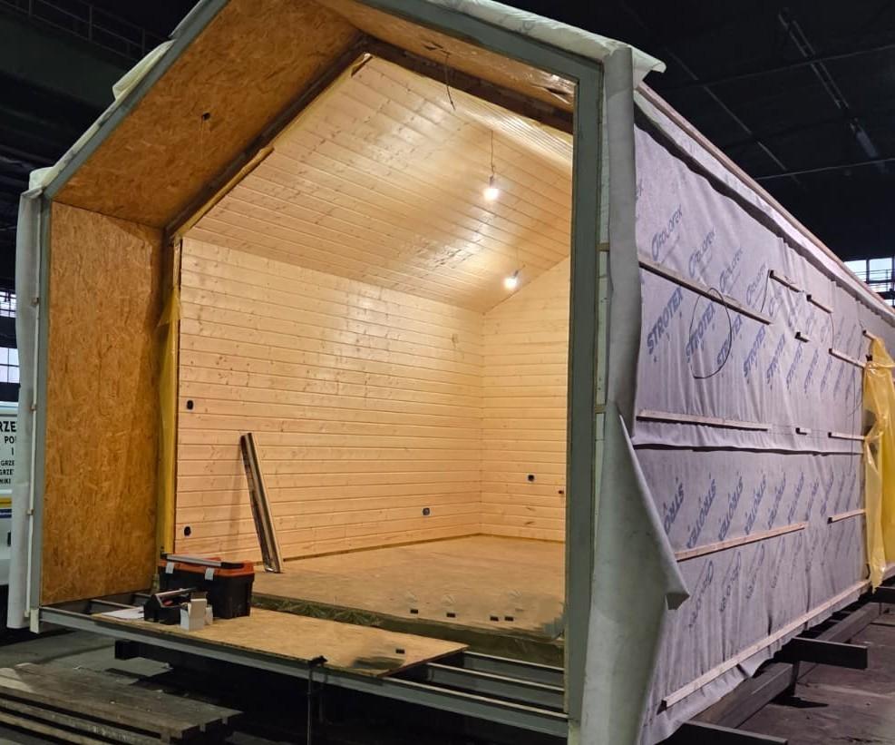 Ogrzewany dom z hali produkcyjnej w Dąbrowie Górniczej